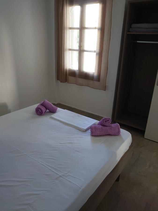 Merida Apartments Mola Kalyva Zewnętrze zdjęcie