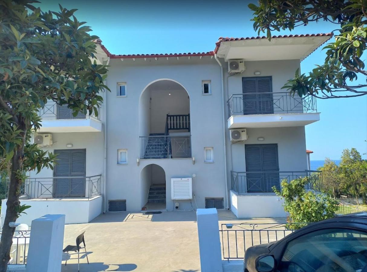Merida Apartments Mola Kalyva Zewnętrze zdjęcie